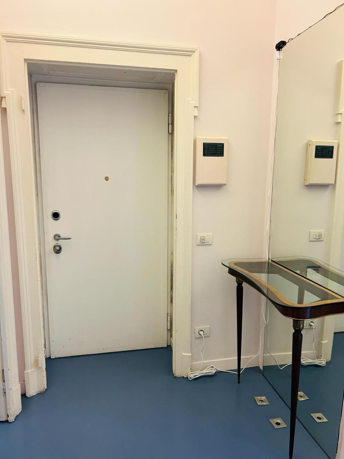 Hostel Boutique Milan Luaran gambar