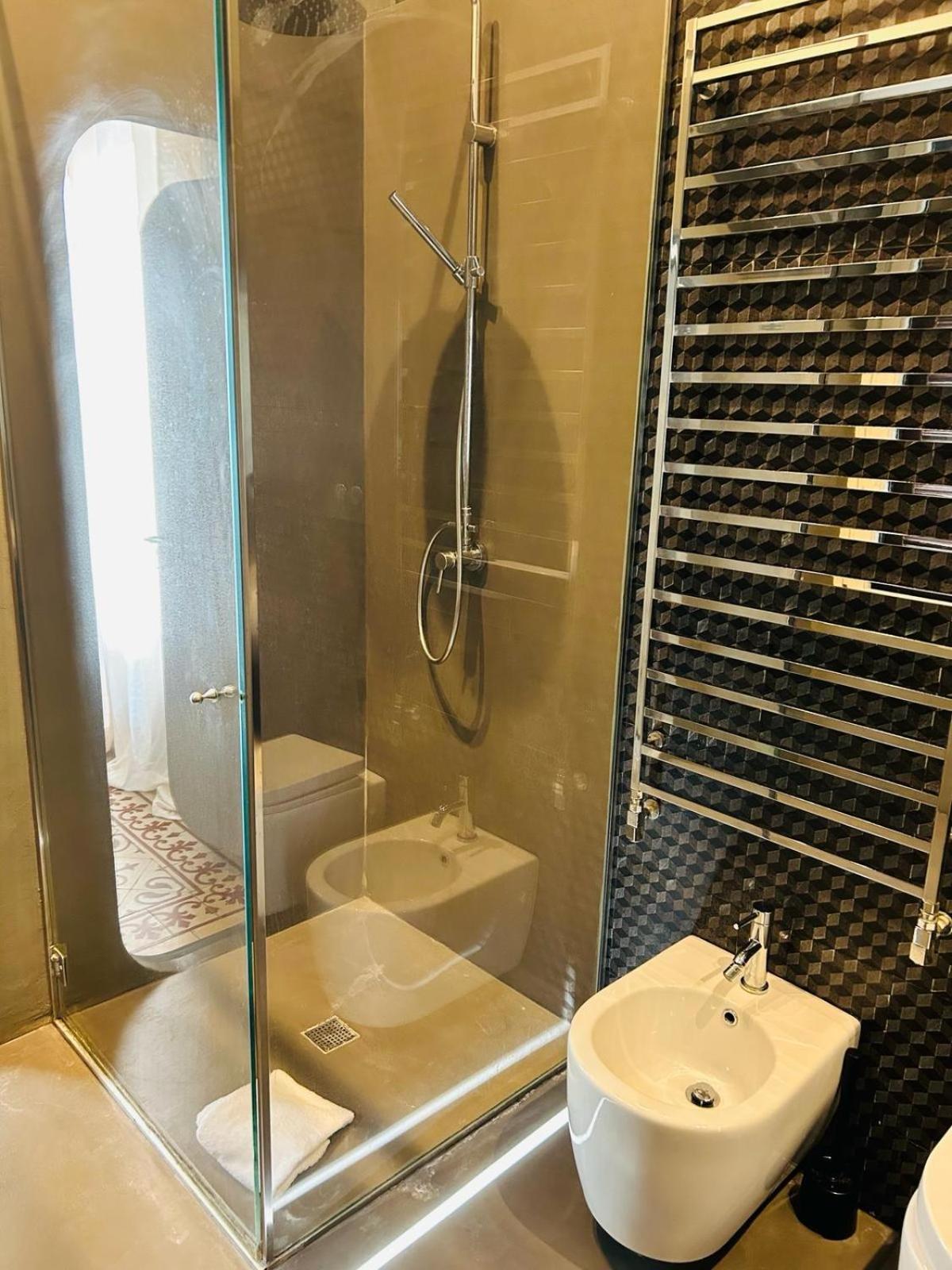 Hostel Boutique Milan Luaran gambar